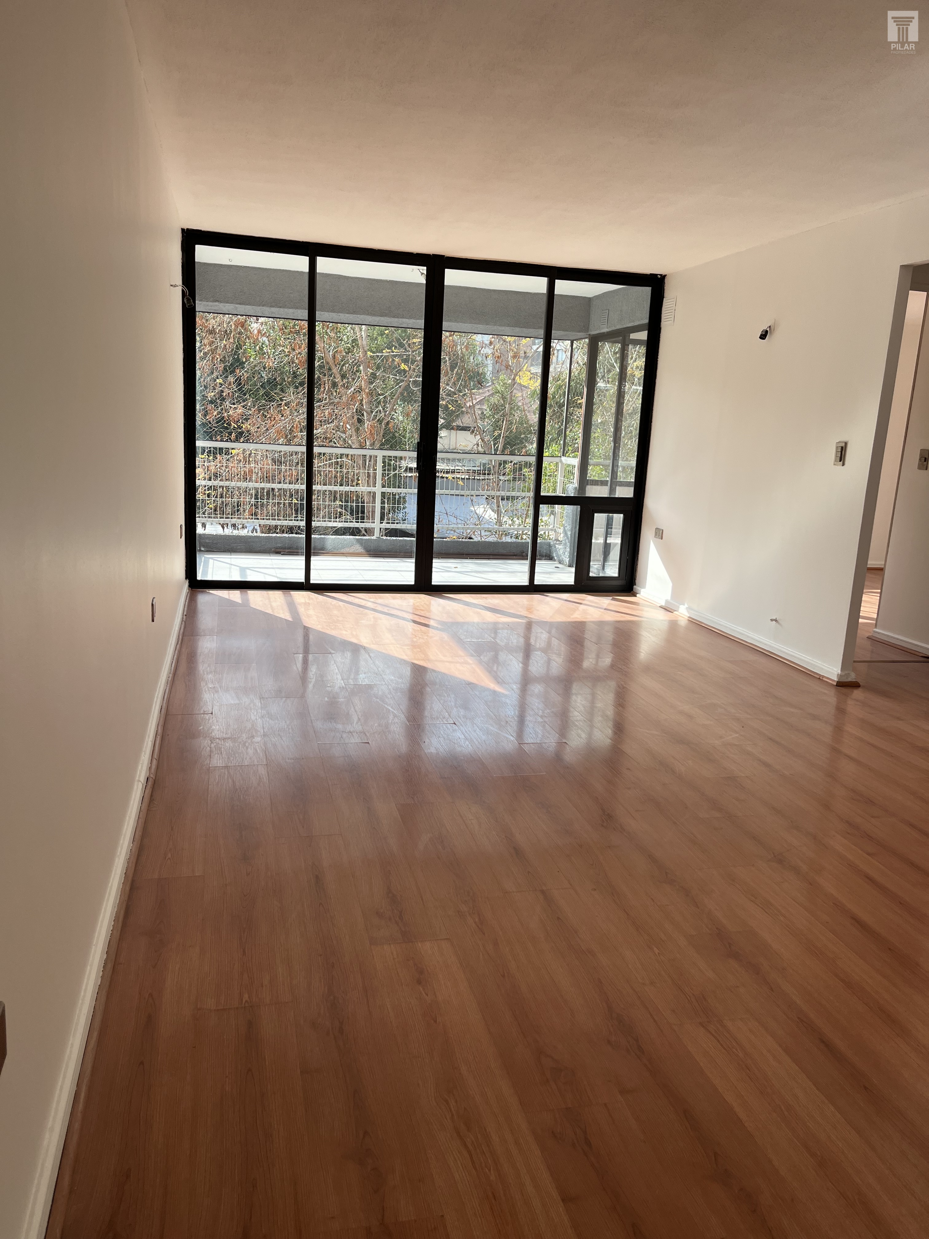 Excelente Departamento En Holanda 3 Dormitorios 2 Baños