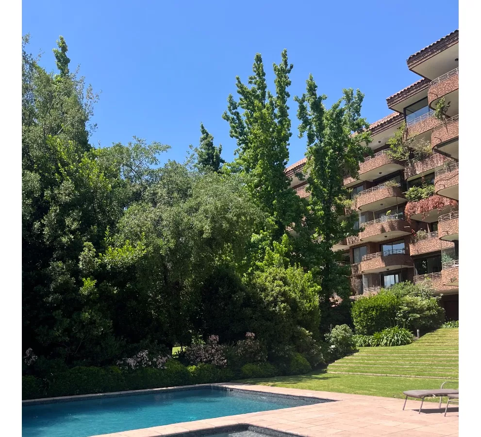 Departamento Exclusivo En Barrio Residencial De La Dehesa