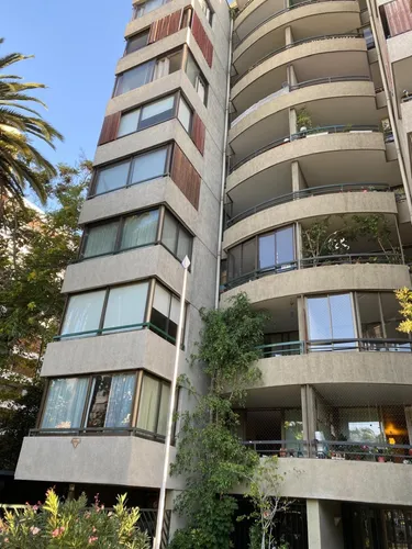 Providencia Departamento 3 Dormitorios Frente A Plaza